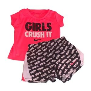 Baby Girl Nike 2 Piece Set 12Months